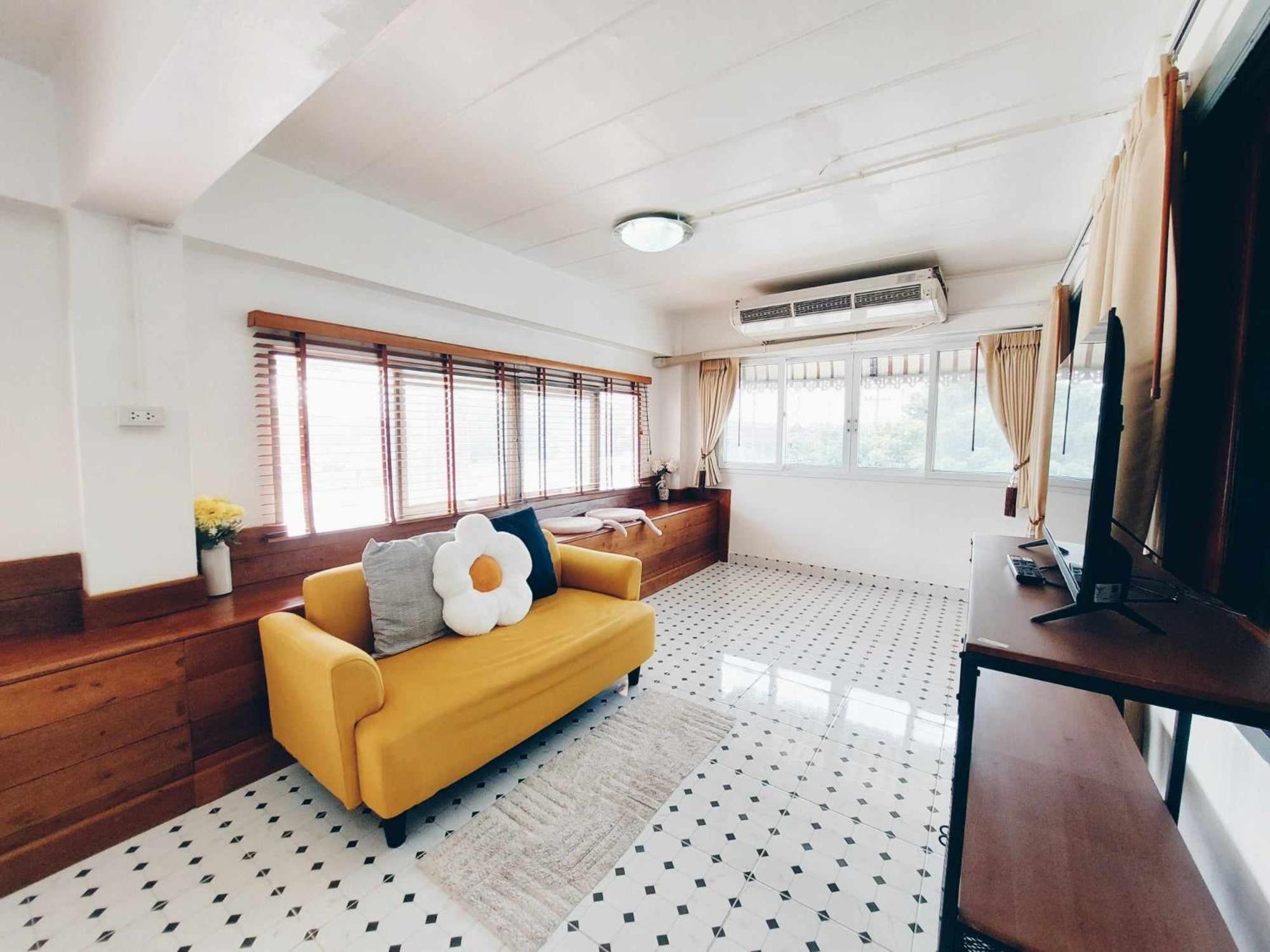 Hostel Hello Sunshine Phra Nakhon Si Ayutthaya Zewnętrze zdjęcie