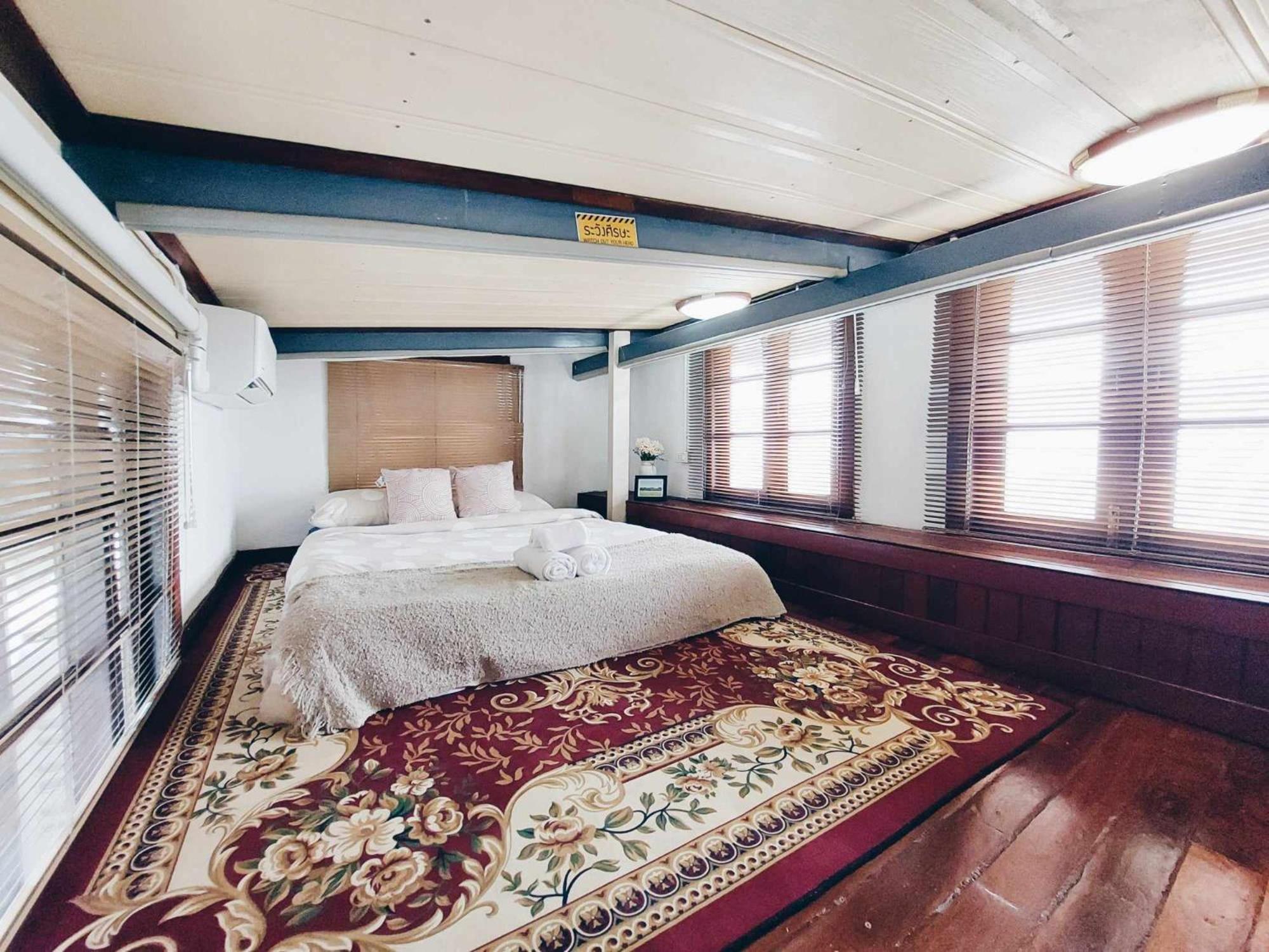 Hostel Hello Sunshine Phra Nakhon Si Ayutthaya Zewnętrze zdjęcie