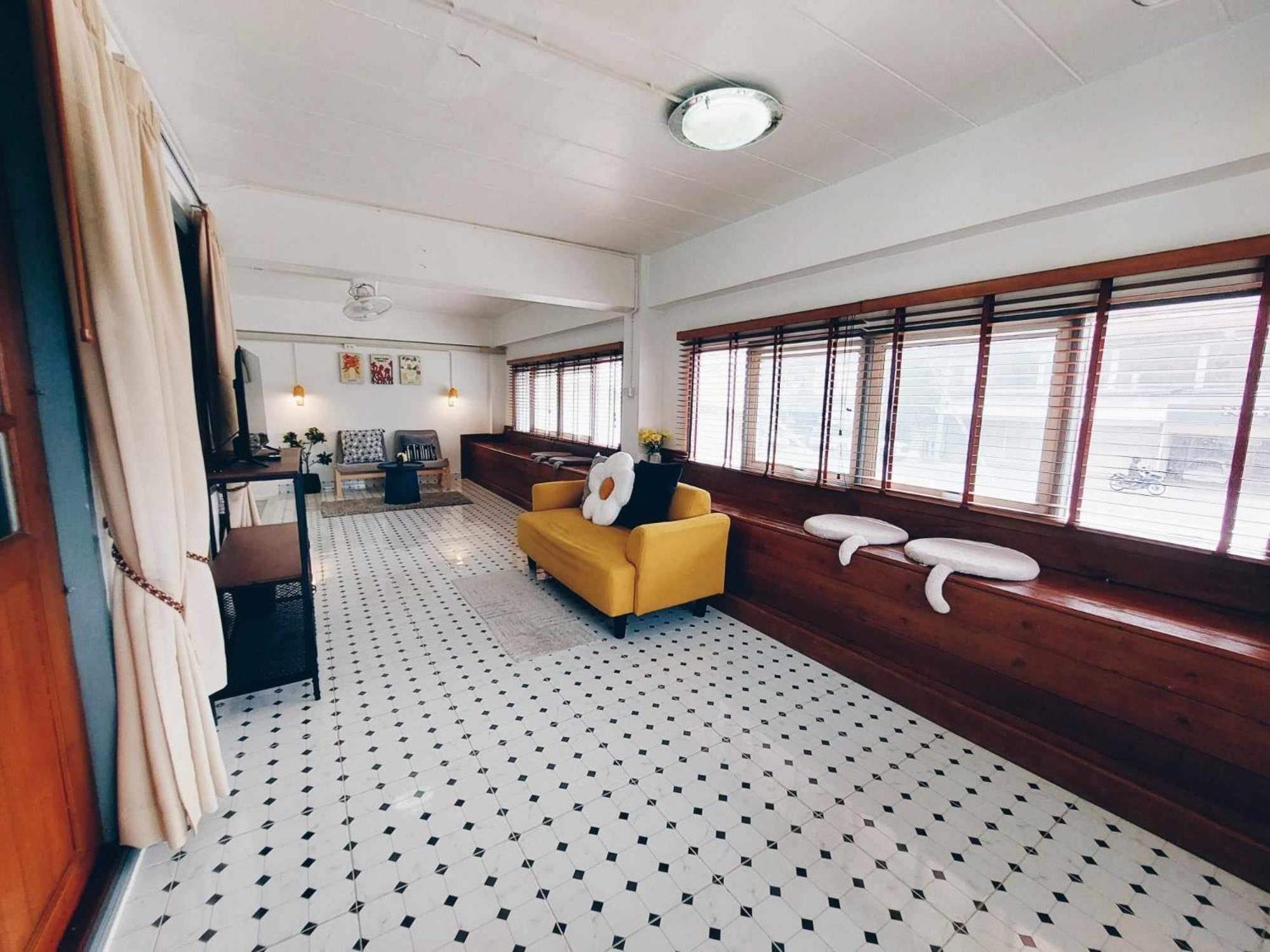 Hostel Hello Sunshine Phra Nakhon Si Ayutthaya Zewnętrze zdjęcie
