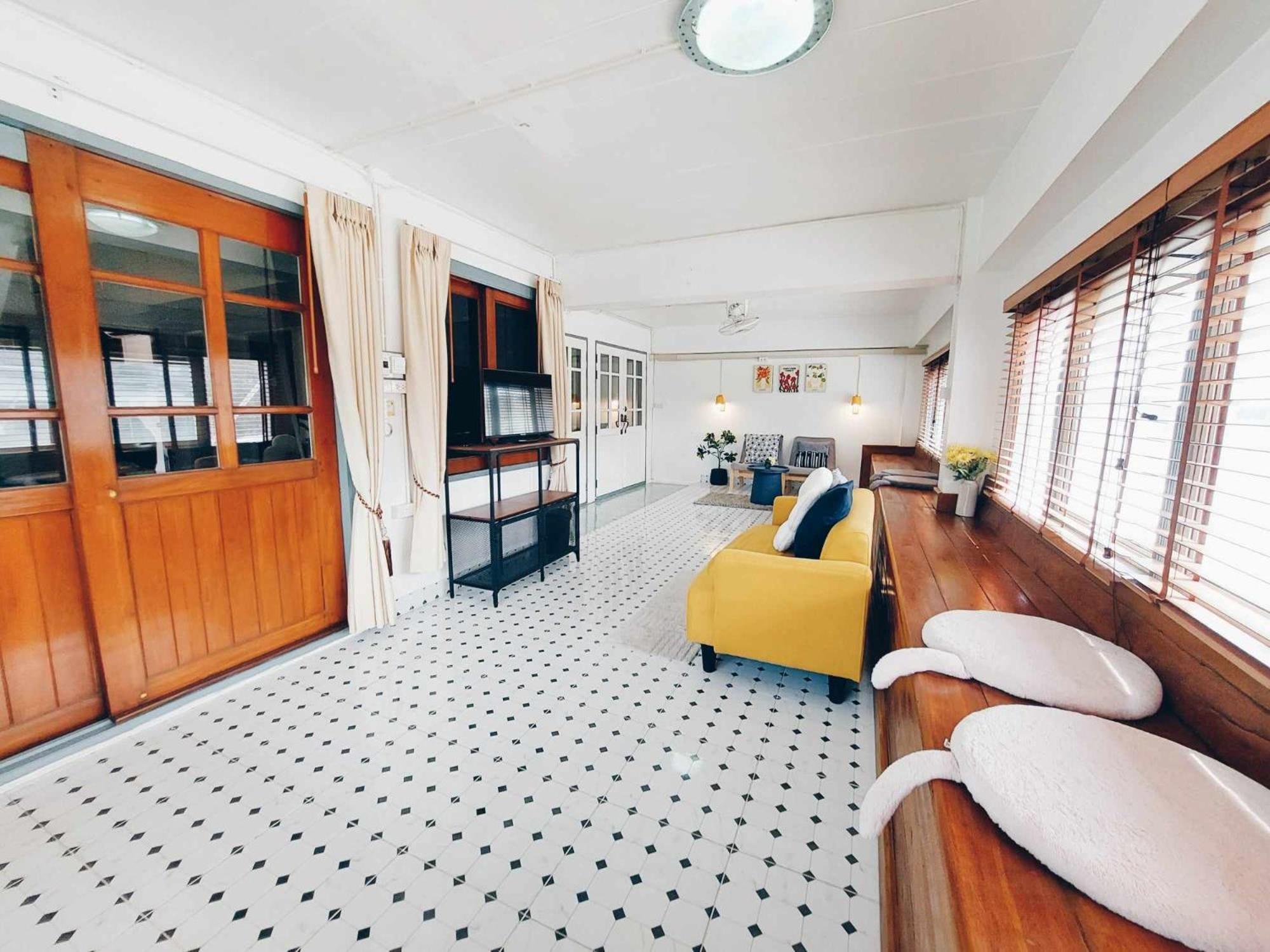 Hostel Hello Sunshine Phra Nakhon Si Ayutthaya Zewnętrze zdjęcie